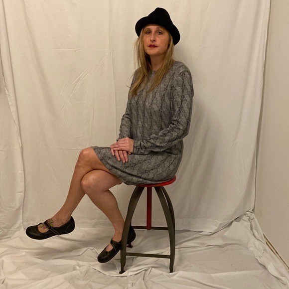 ***Sale***Michael Kors Grey lightweight sweater dress ~ size M - Picture 1 of 4